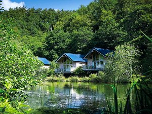 fishing holidays, fishing cabins, fishing lodges