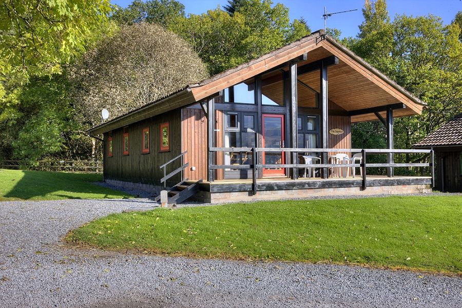The Serpent lodge at Loch Tay