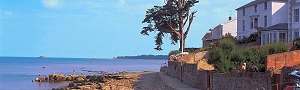 Isle of Wight Holiday Cottages - Seaview Beach