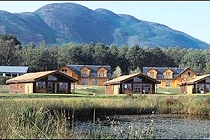 Waterfront Lodges - Hot tub option overlooking Loch Lomond