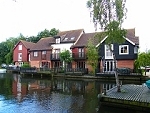 Peninsula Cottage Three Plus, Wroxham, Norfolk Broads