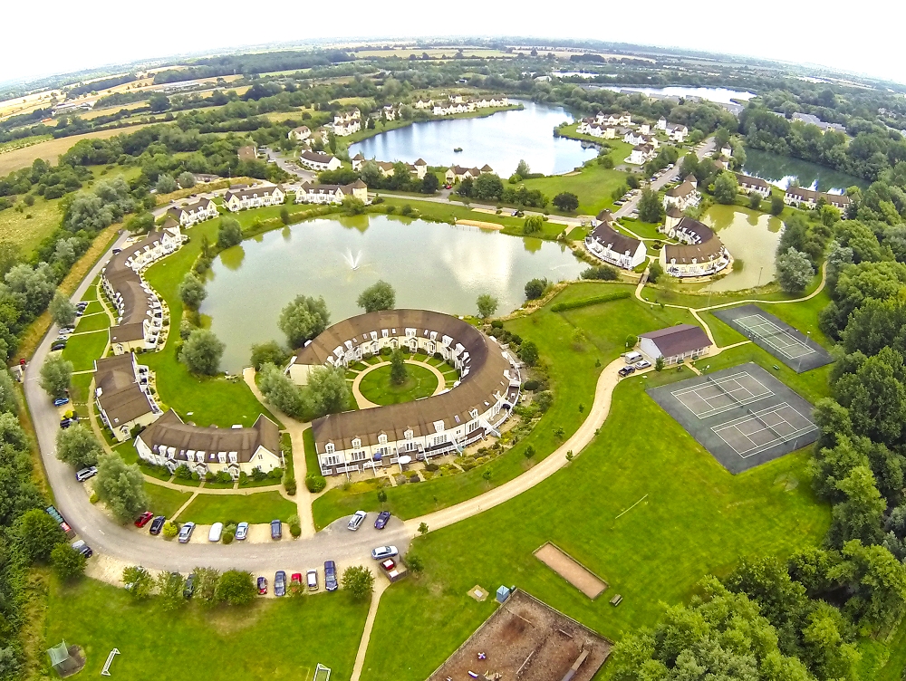 The Cotswolds Lakes 10 Great Reasons Why to take a Break