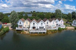 Cotswold Water Park Holiday Lodges Spring Lake Lodge 48