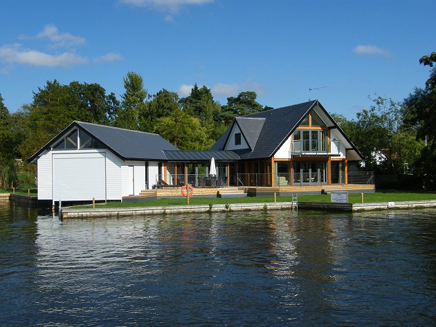 Tealby Riverside Holiday Cottage - Horning, Norfolk Broads