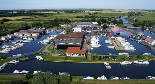 Potter Heigham Marina Holiday Cottages Norfolk Broads