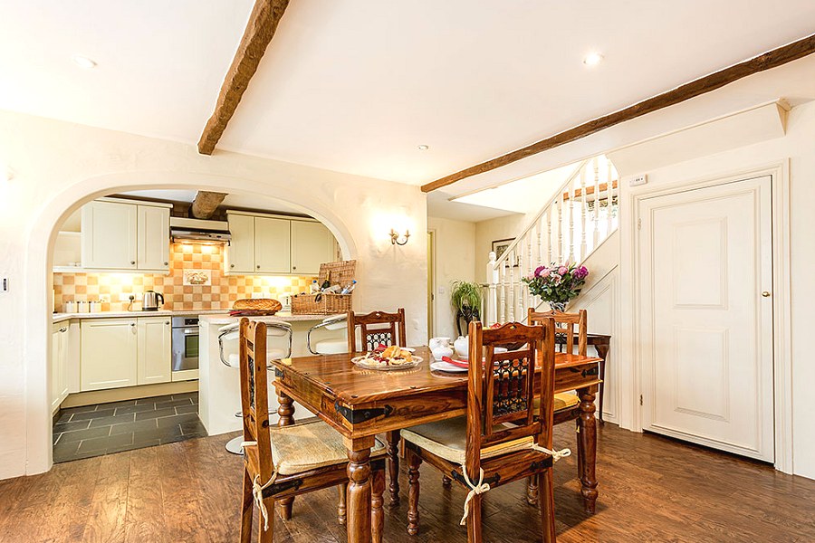 Stable Cottage Dining Area