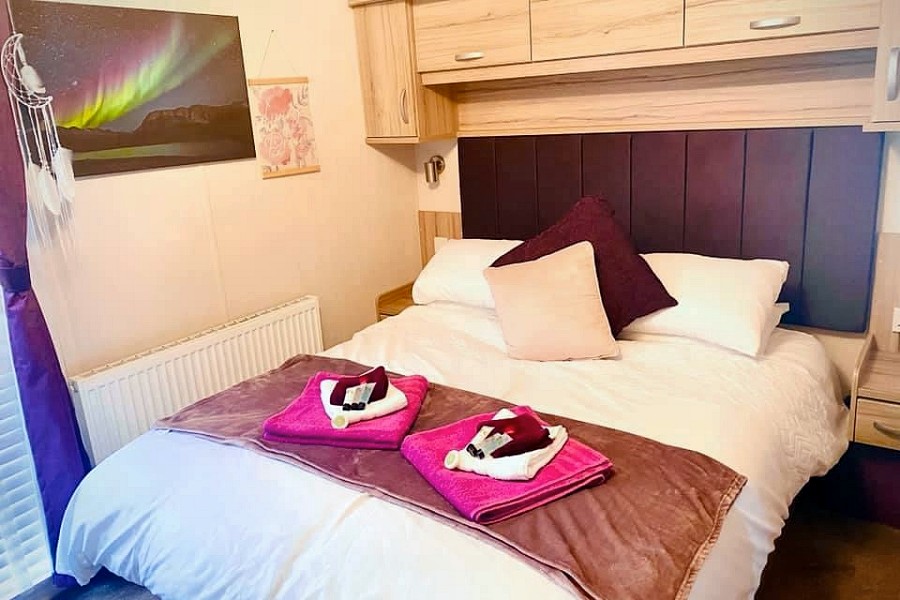 Auroras Dream Lodge Master Bedroom