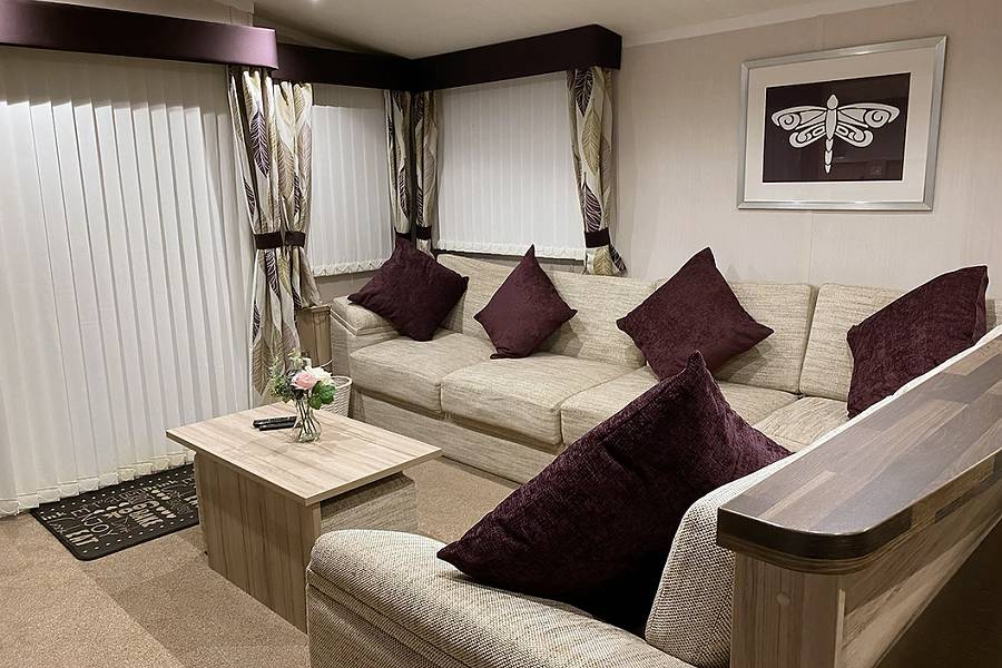 Auroras Dream Lodge Living Area