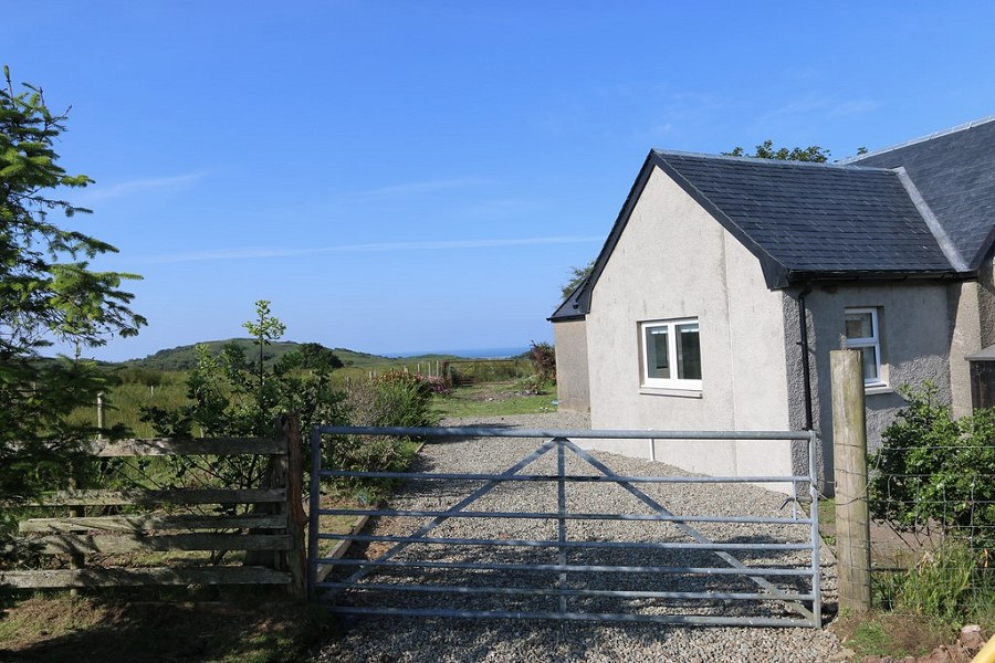 Baliemore Cottage Exterior