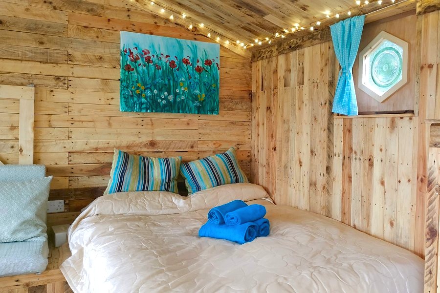 The Beehive Double Bed
