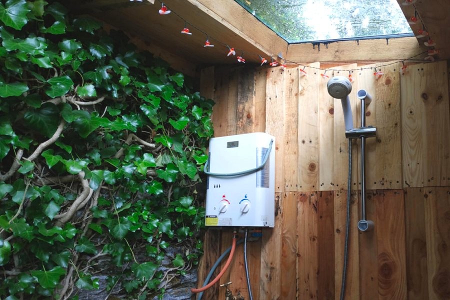 The Beehive Shower