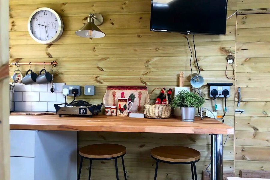 Betty the Horse Box Kitchen