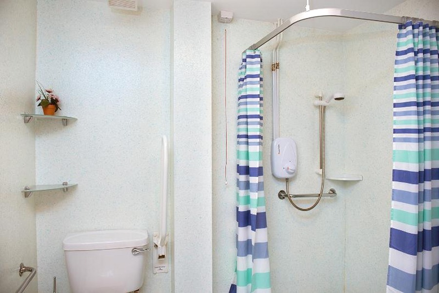 Kestrel Lodge Bathroom