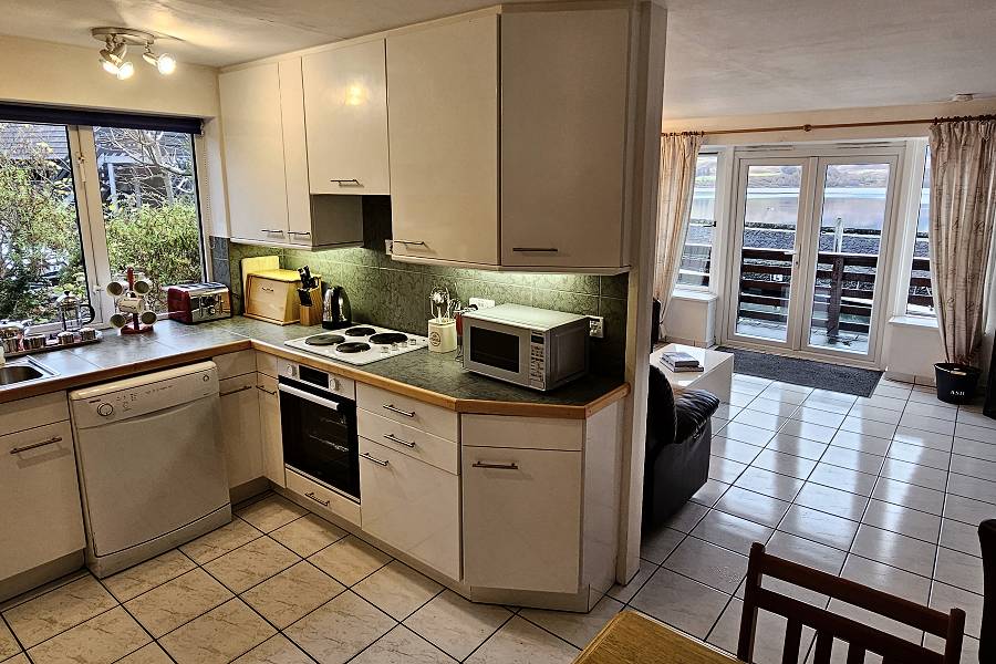 Melfort Harbour Boathouse East Kitchen