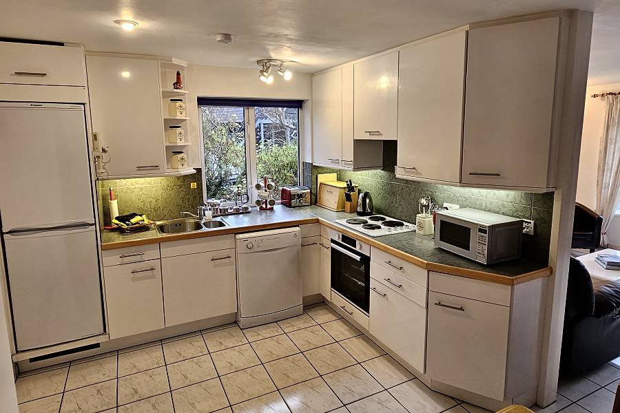 Melfort Harbour Boathouse East Kitchen