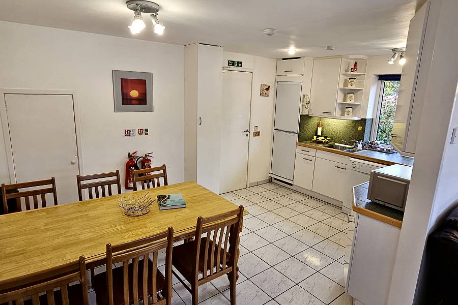 Melfort Harbour Boathouse East Kitchen