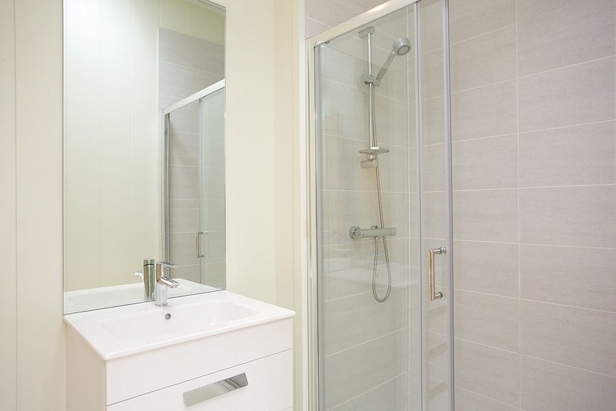 Braidhaugh Tay Lodge Shower Room