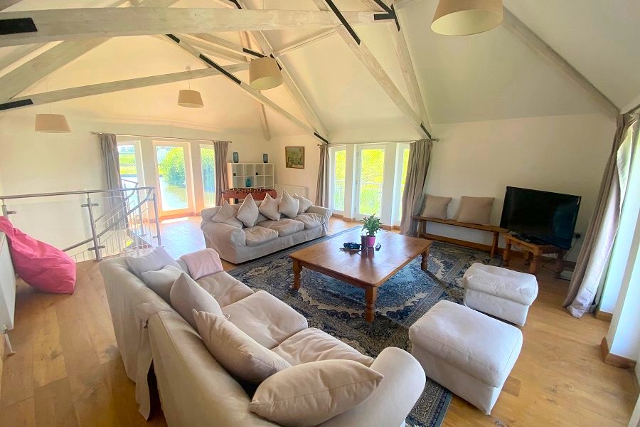 Broad View Upstairs Living Area