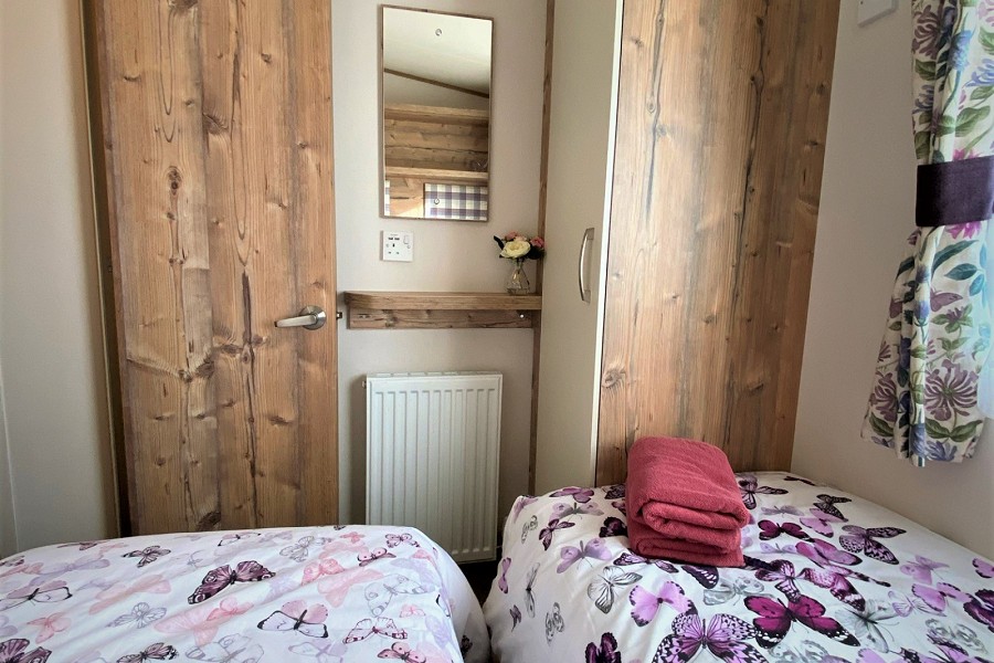 Butterfly Retreat Twin Bedroom