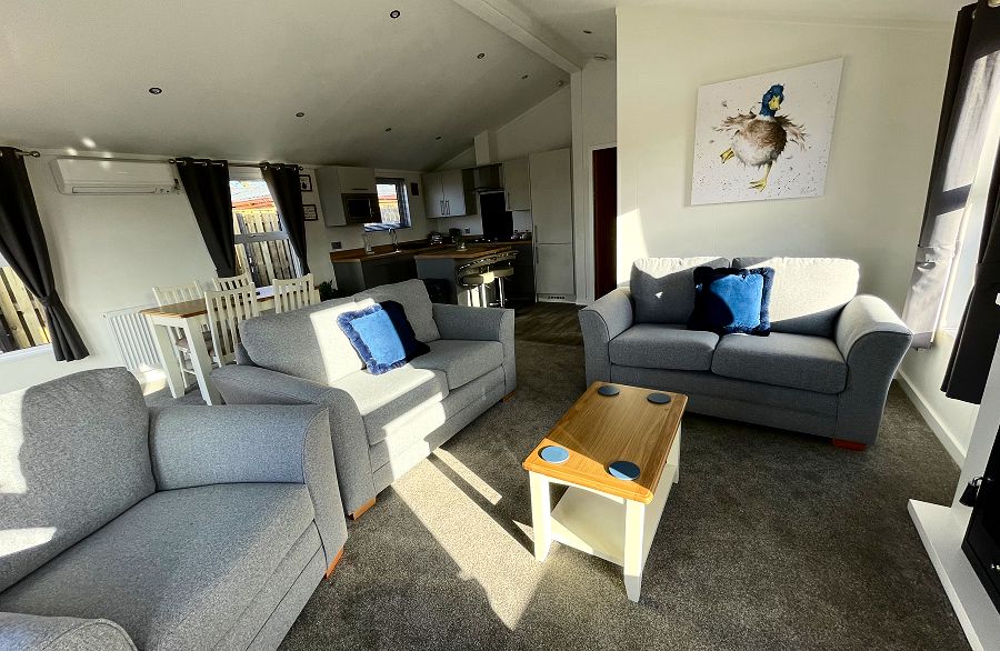 Lapwing Lodge Living Area