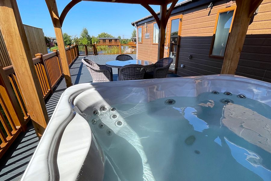 Sandpiper Lodge Hot Tub