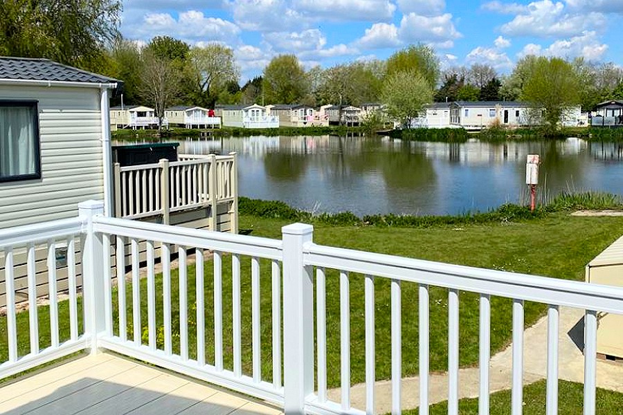 Casa Sul Lago - Hoburne Park Cotswolds