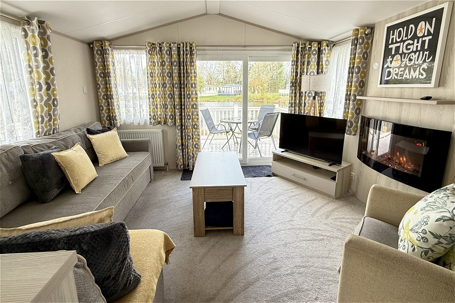 Kingfisher Lounge Area