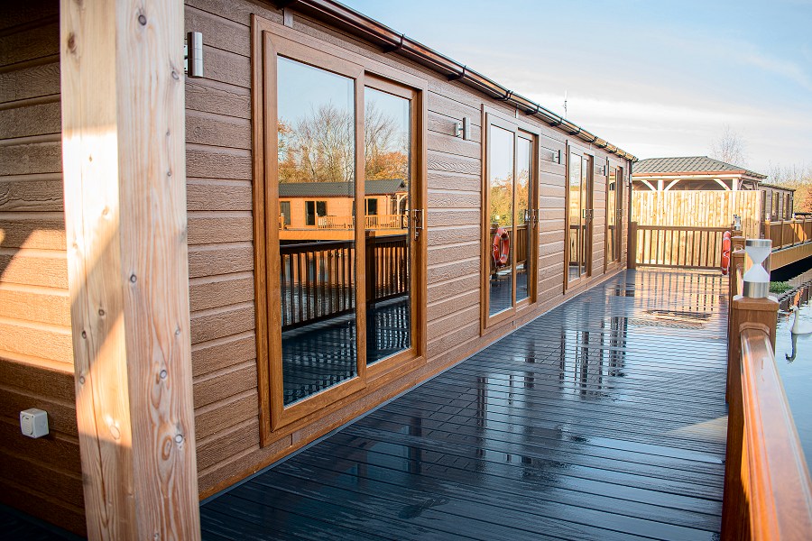 Pelican Lodge