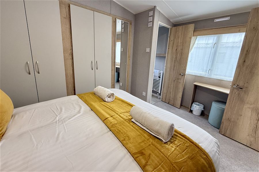 Charlies Retreat Double Bedroom