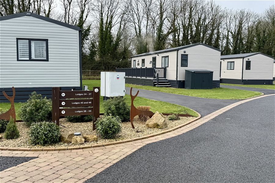 Charlies Retreat External