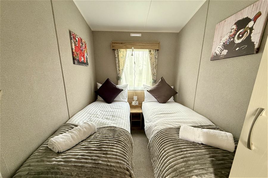 Charlies Retreat Twin Bedroom