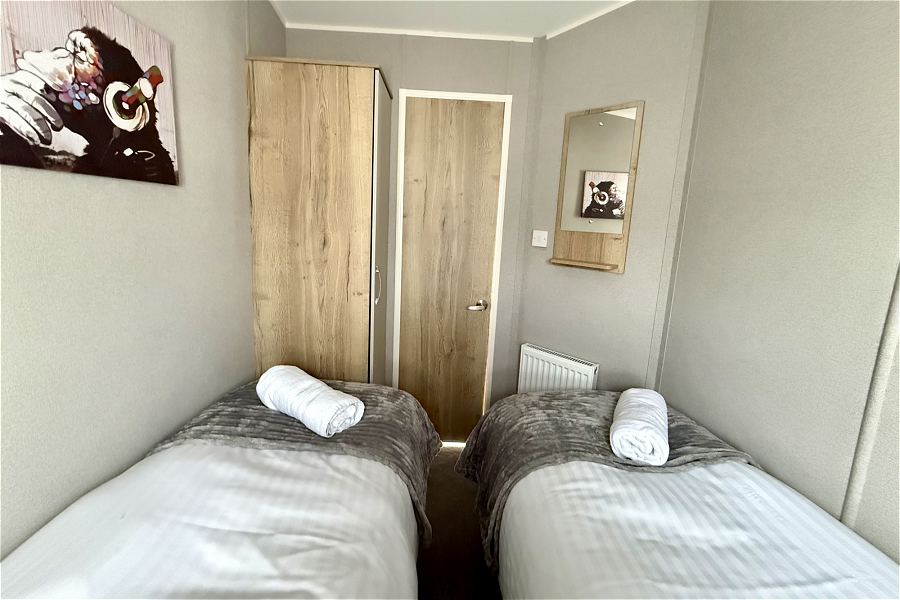 Charlies Retreat Twin Bedroom