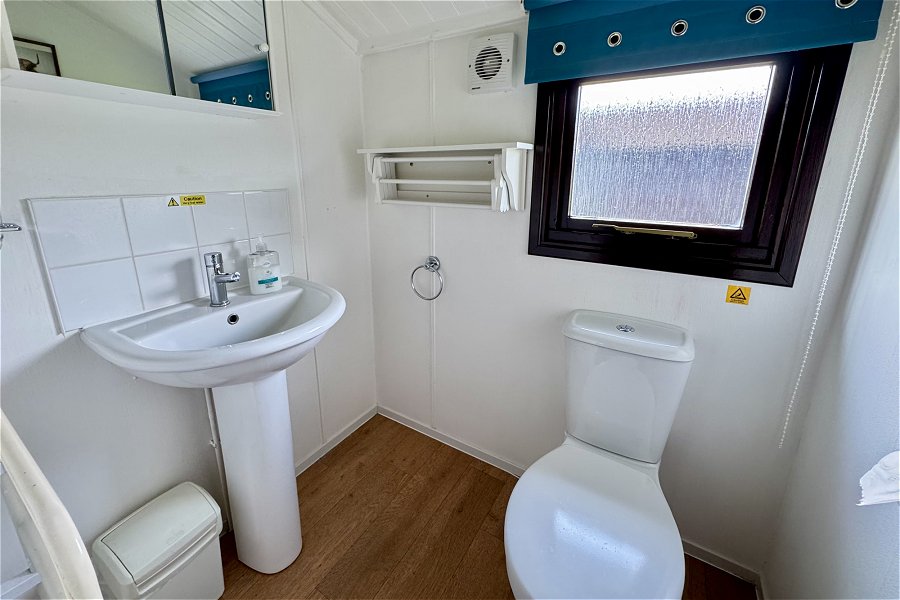 Highland Lodge Bathroom
