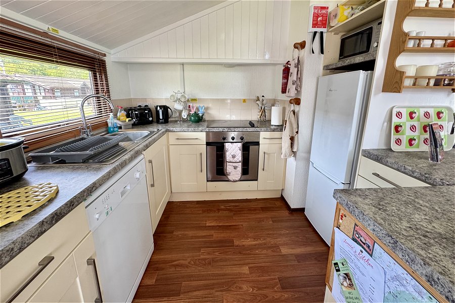 Highland Lodge Kitchen