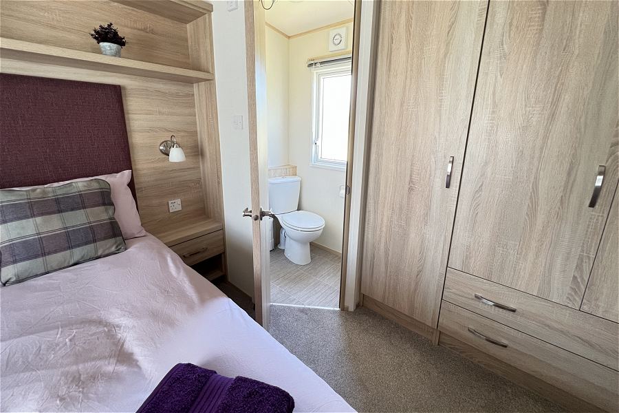 Hygge Lodge Double Bedroom Ensuite