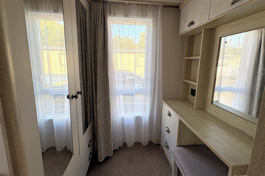 Swans Nest Double Bedroom