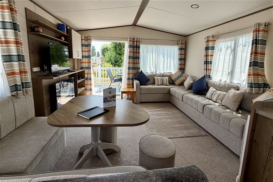 The Happy Hideaway Lounge