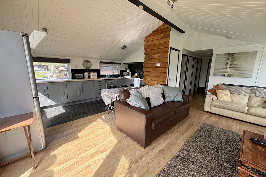 Woodpecker Lodge Living Area
