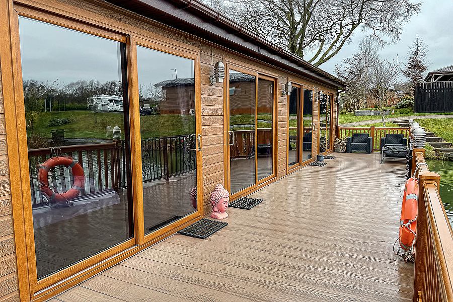 Swan Lodge