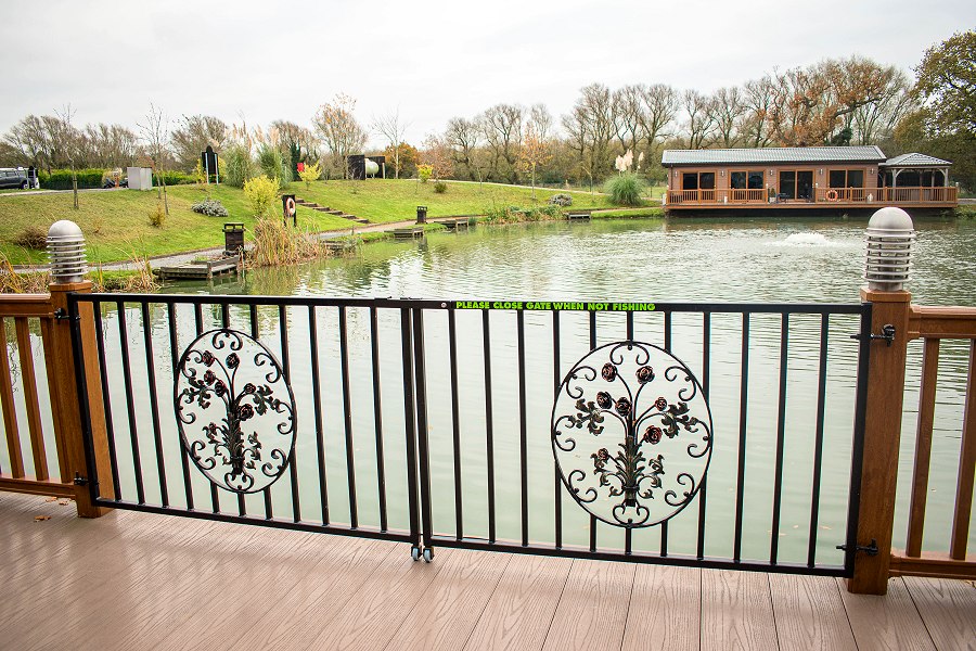 Swan Lodge