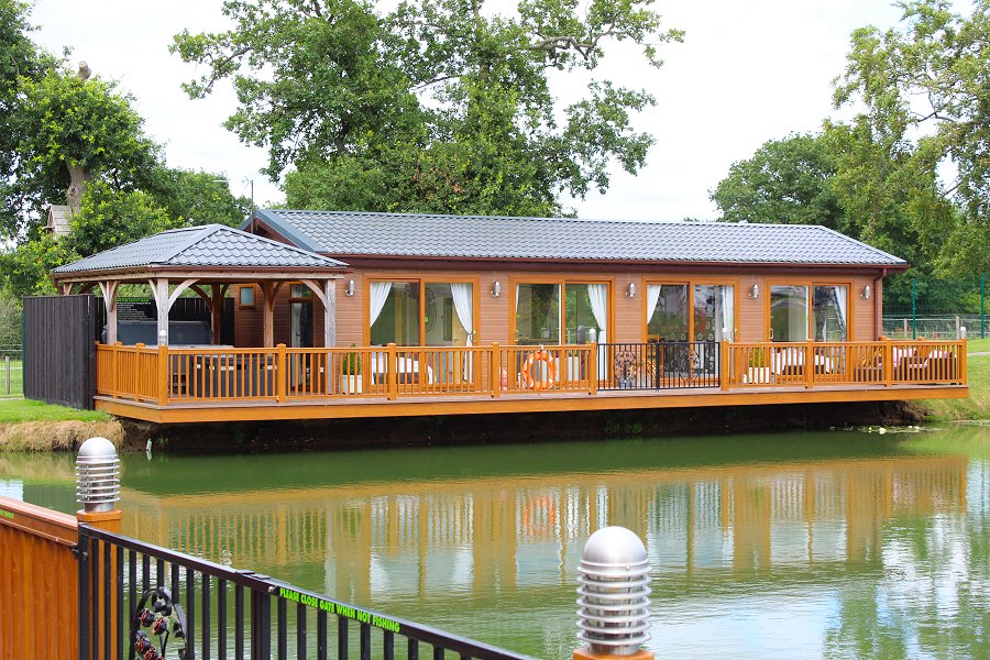 Swan Lodge