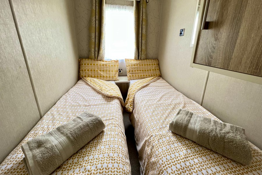 Drakes View Twin 2