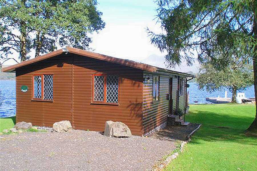 Argyll Chalets Eagle Lodge Parking