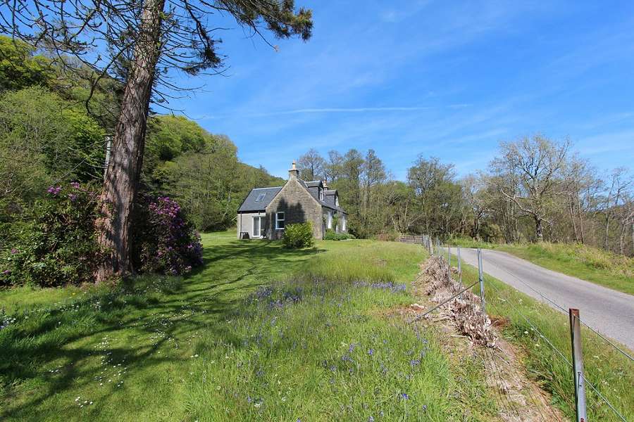 Ellary Lochead Cottage Garden