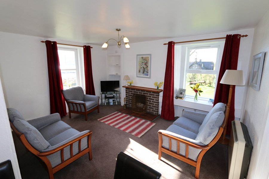 Ellary Lochead Cottage Lounge