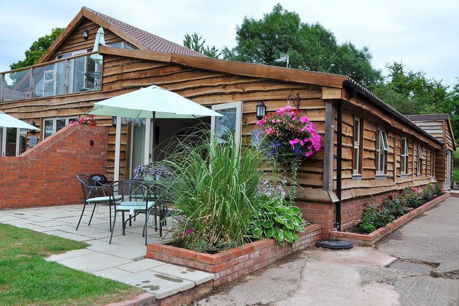 Goldfinch cottage in Worcestershire