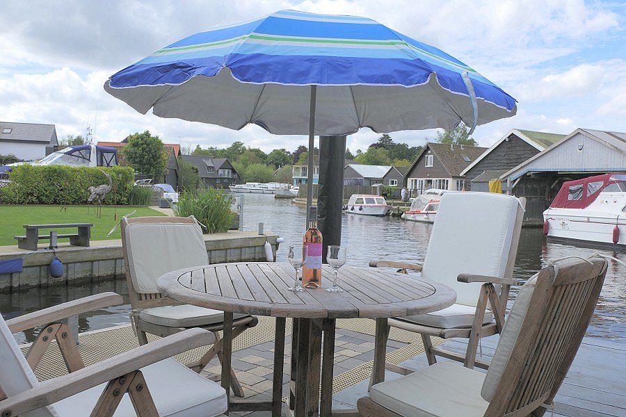 Erequay Boathouse Terrace