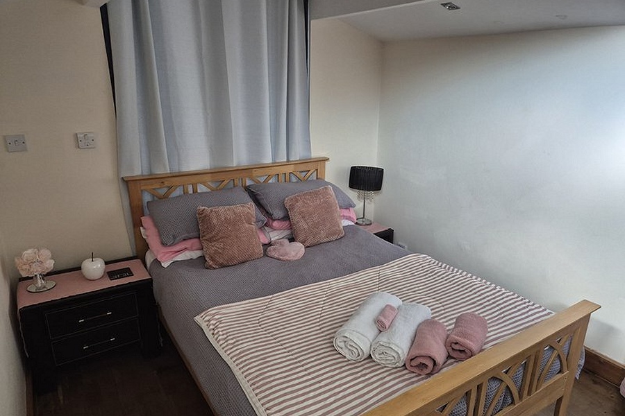 Fishermans Lodge Double Bedroom