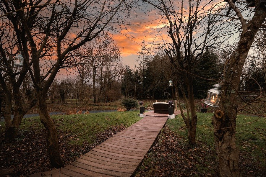 Fishermans Lodge Platform