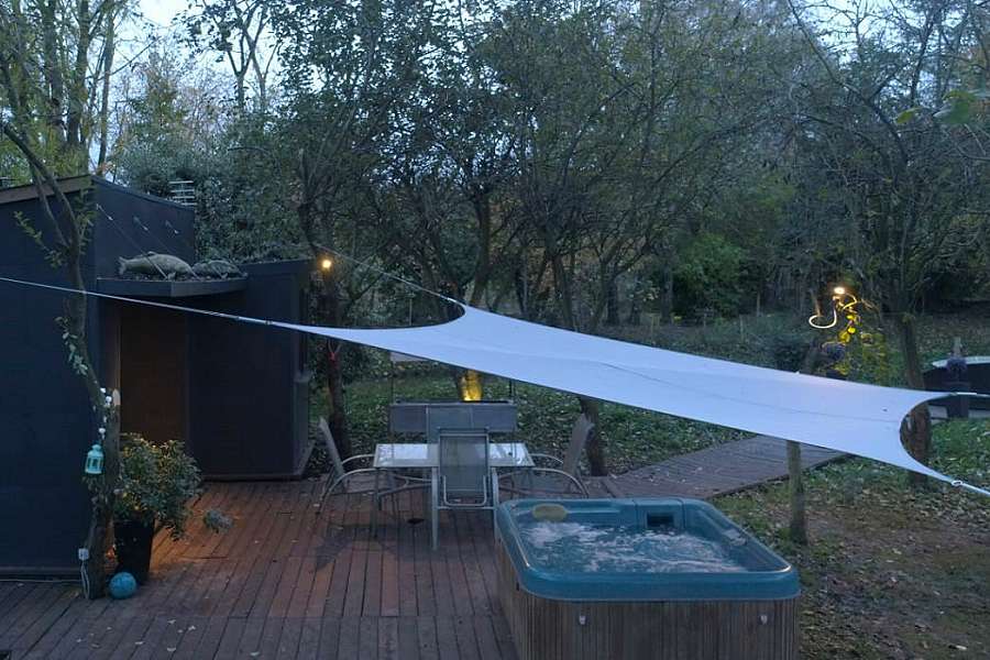 Fishermans Lodge Decking